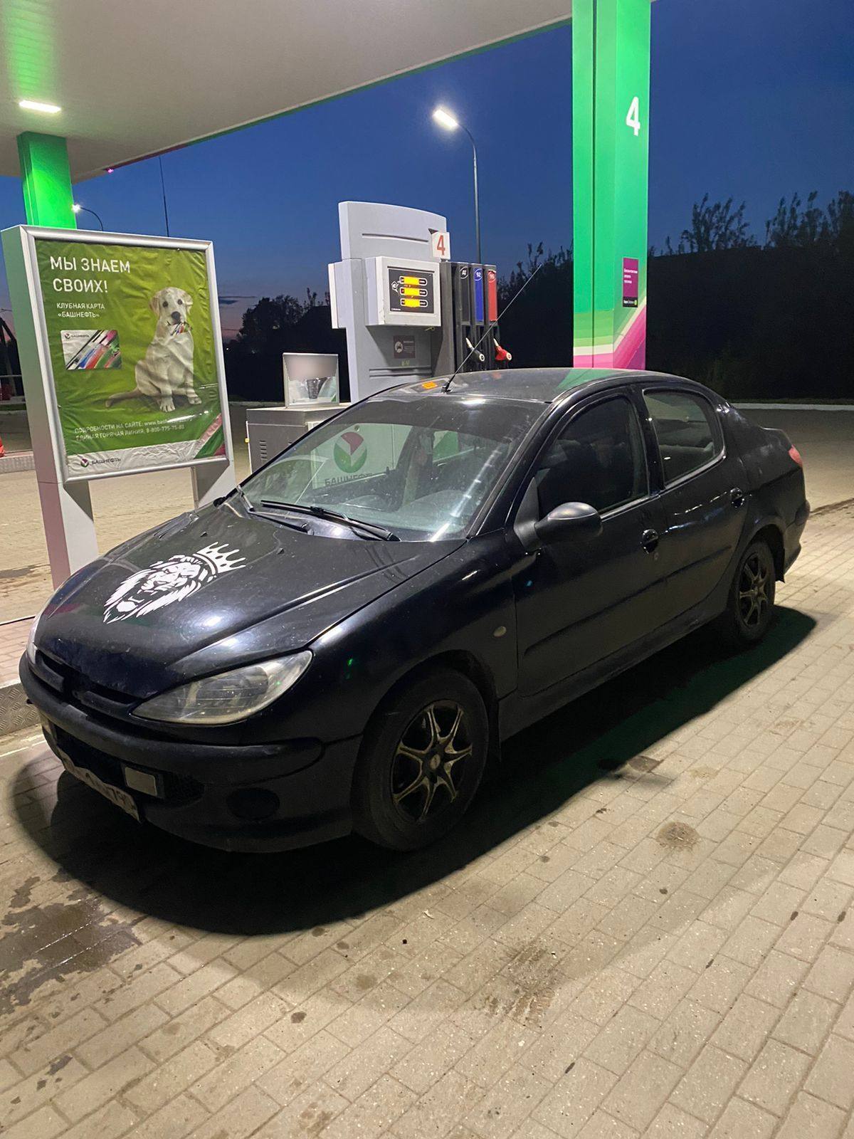 Купить Peugeot 206 1 поколение седан, 2007 года, цвет: Черный, за 165000  руб. в Санкт-Петербурге